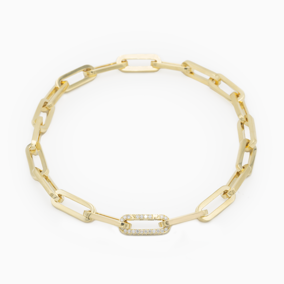 Oval Diamond Edged Chain Necklace