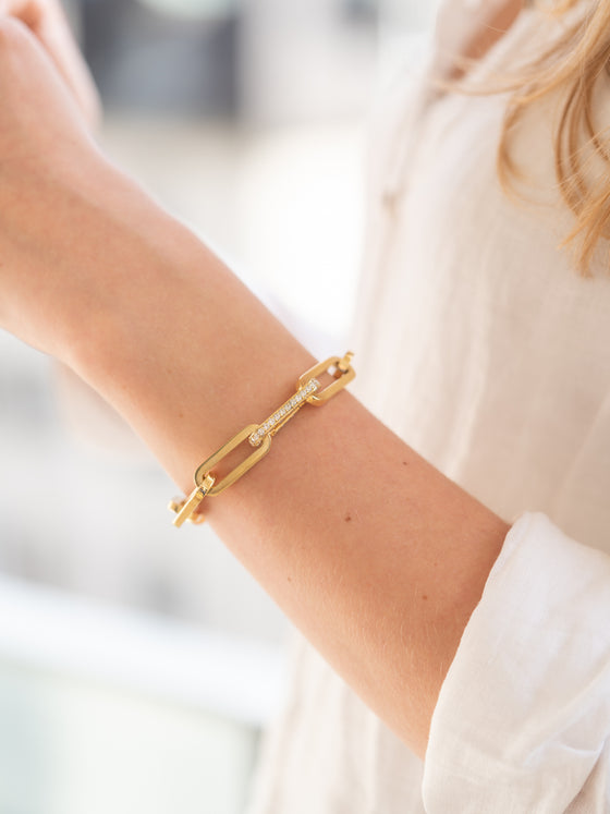 Oval Edged Diamond Chain Bracelet