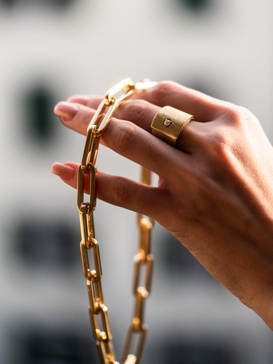 Oval Edged Chain Necklace